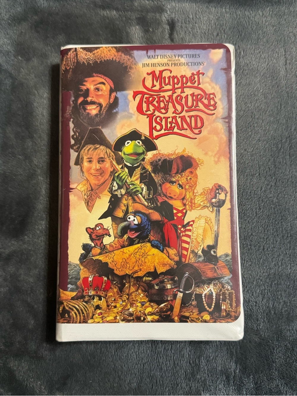 Disney Muppet Treasure Island Back Cover Art - Red, Green, Brown Accents